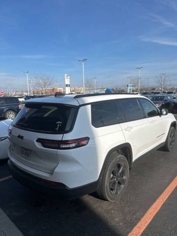 2023 Jeep Grand Cherokee L Altitude