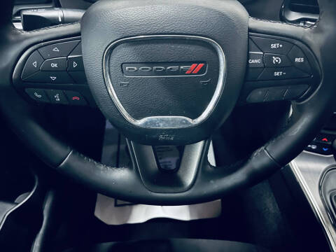 2015 Dodge Challenger SXT