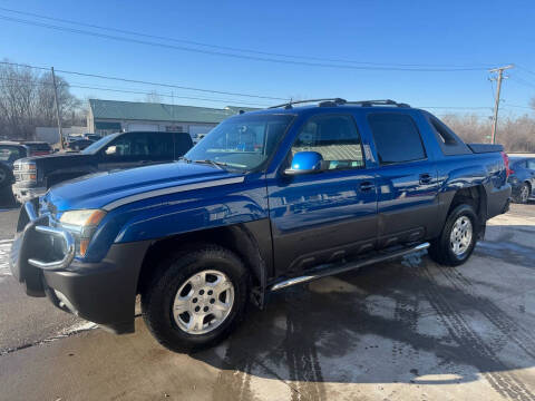 2004 Chevrolet Avalanche for sale at J-N-C Auto Sales in Lockport IL