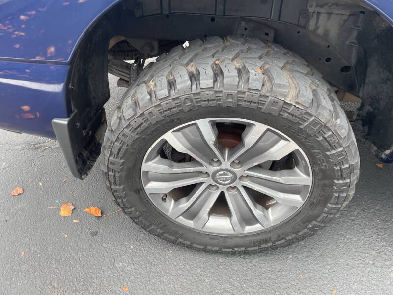 2017 Nissan Titan SL