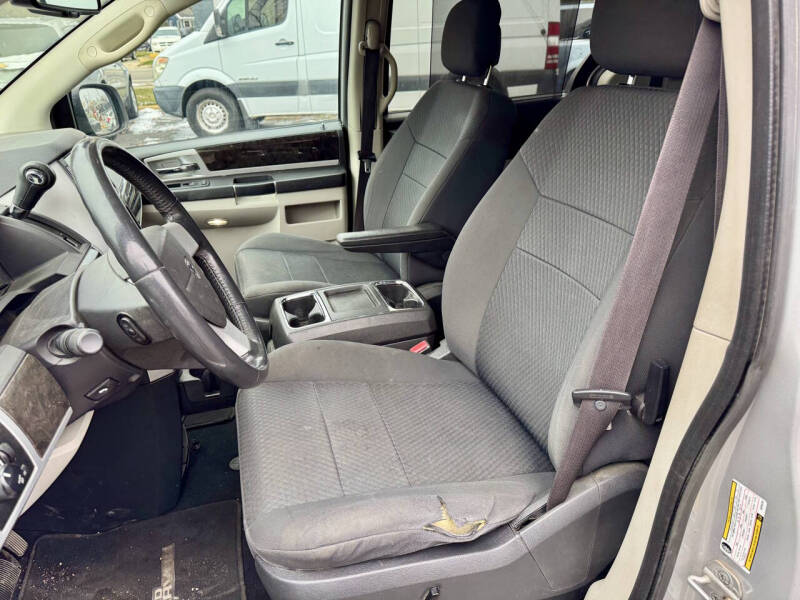 2010 Dodge Grand Caravan Crew