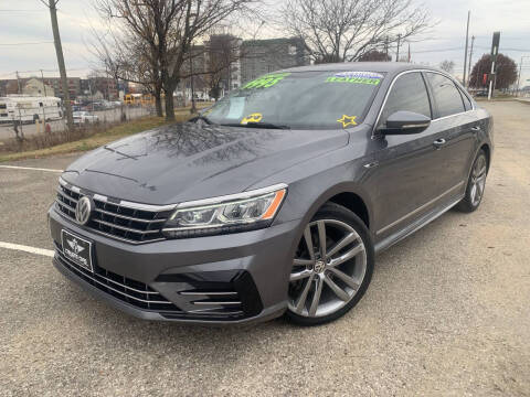 2017 Volkswagen Passat 1.8T R-Line