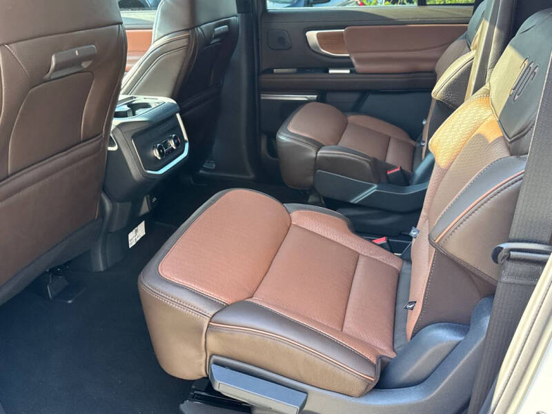 2025 Ford Expedition MAX King Ranch