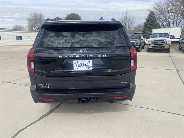 2026 Ford Expedition MAX Active