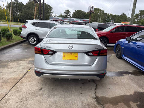 2024 Nissan Altima 2.5 SV