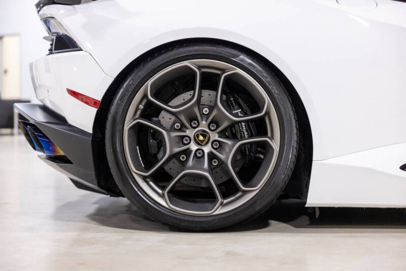 2016 Lamborghini Huracan LP 610-4