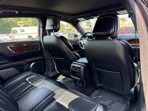 2019 Lincoln Continental Select