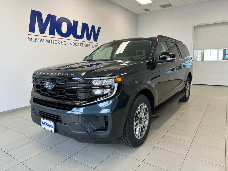 2026 Ford Expedition MAX Active