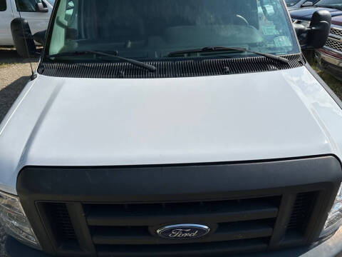 2017 Ford E-Series E-450 SD