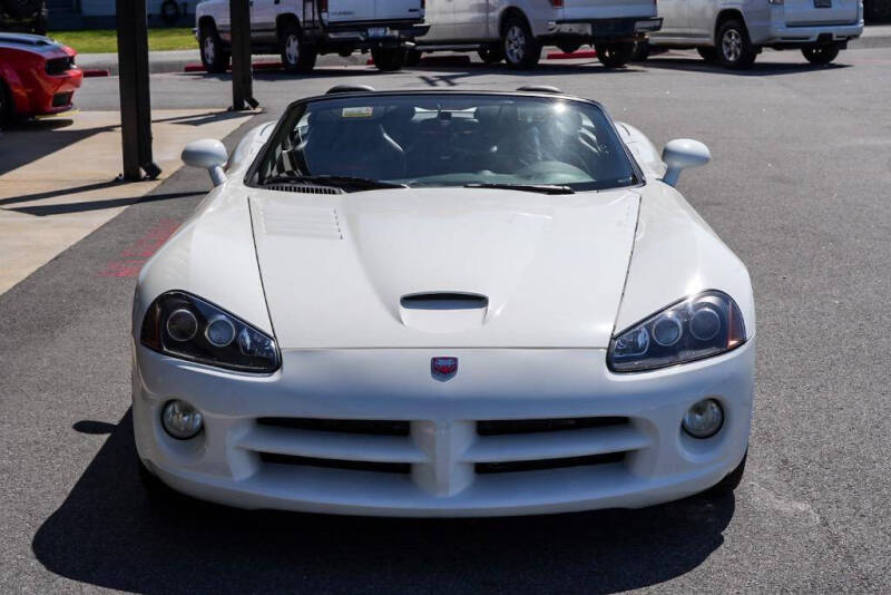 2004 Dodge Viper SRT-10