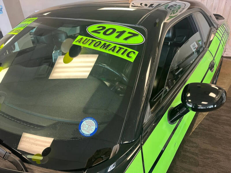2017 Dodge Challenger GT