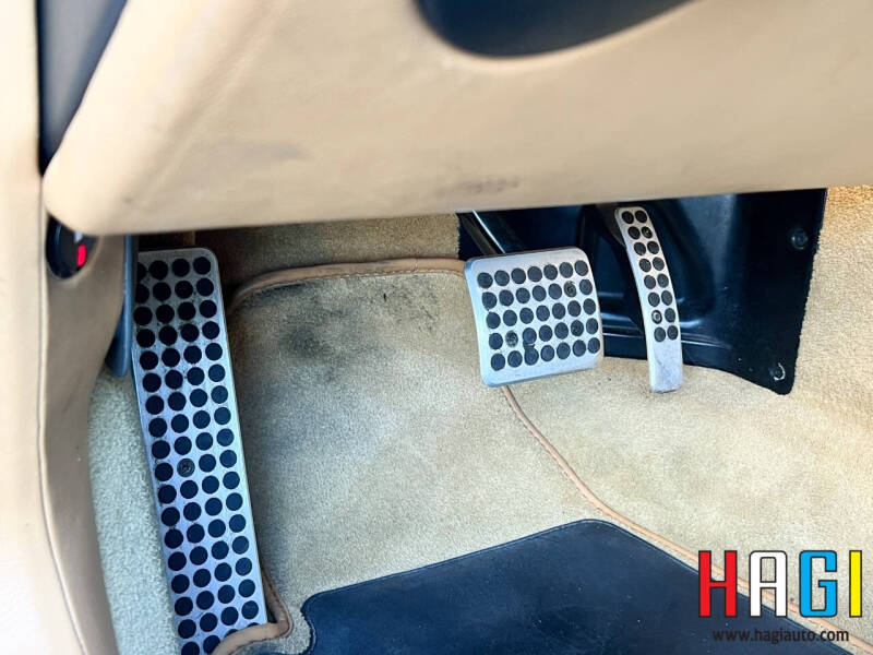 2012 Aston Martin V8 Vantage