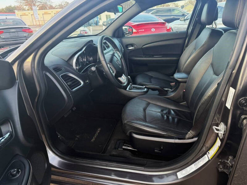 2014 Dodge Avenger SXT