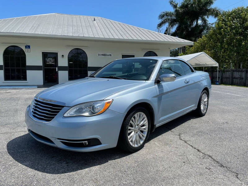 2013 Chrysler 200 Convertible for sale at Supreme Motor Sports in North Fort Myers FL