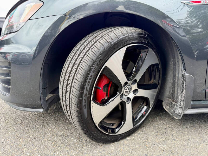 2015 Volkswagen Golf GTI S