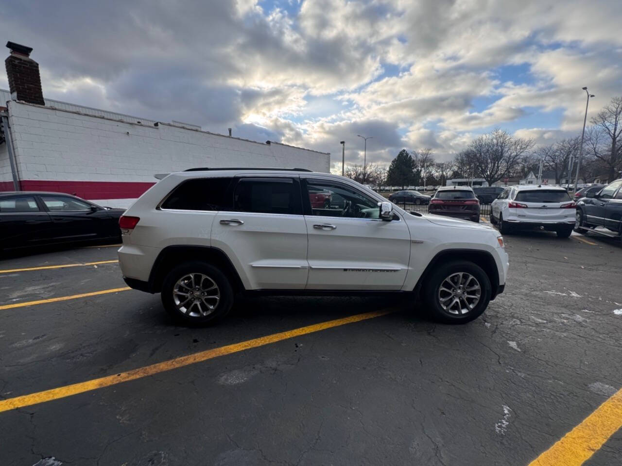 2016 Jeep Grand Cherokee for sale at Dynasty Auto Sales in Eastpointe, MI