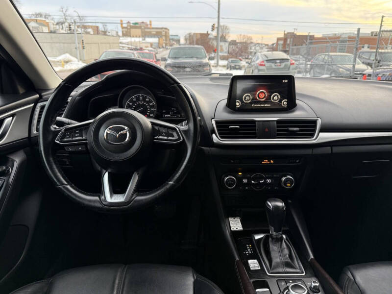 2017 Mazda MAZDA3 Touring