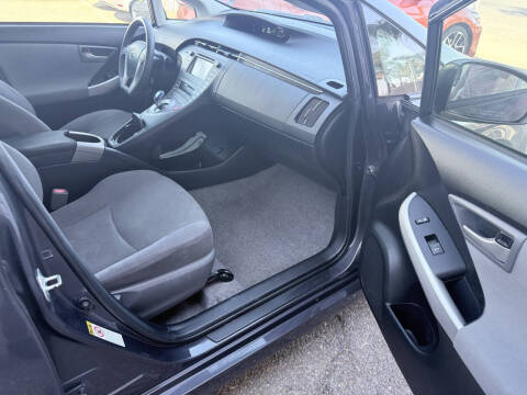 2015 Toyota Prius Two