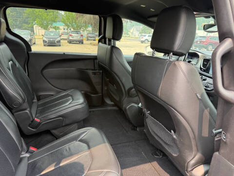 2020 Chrysler Pacifica Launch Edition