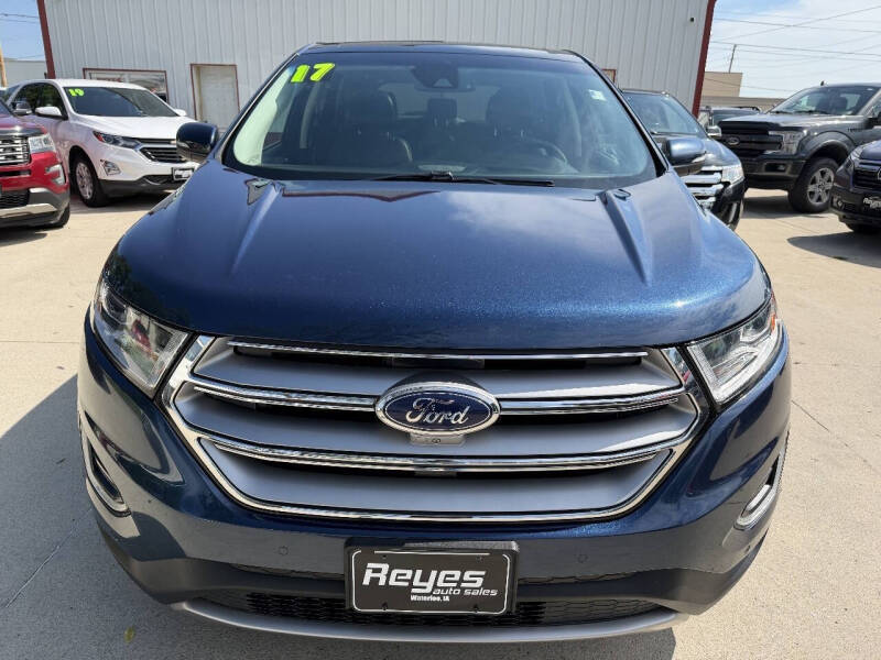 2017 Ford Edge Titanium