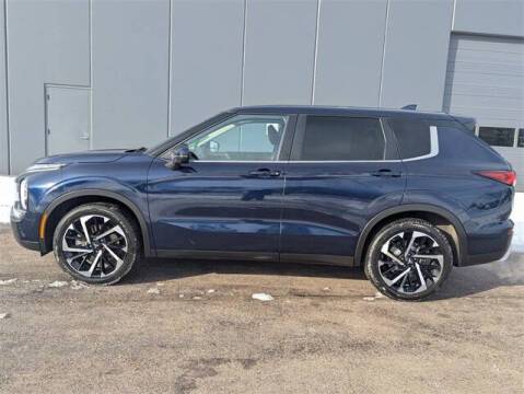 2022 Mitsubishi Outlander SE