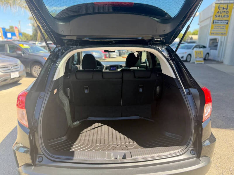 2017 Honda HR-V LX