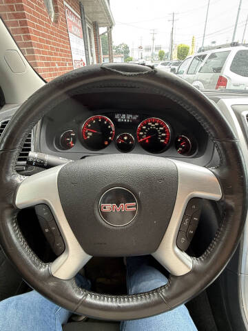 2011 GMC Acadia SLE