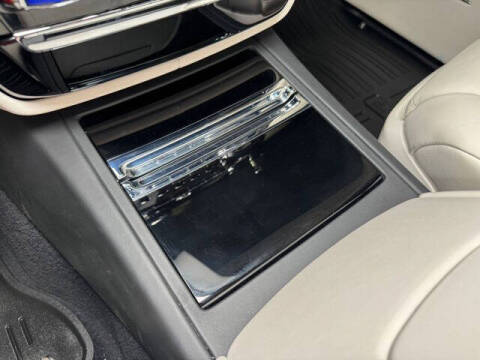 2022 Rolls-Royce Phantom