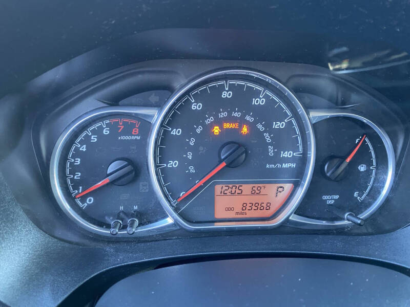 2018 Toyota Yaris 5-Door LE