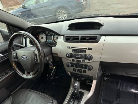 2011 Ford Focus SEL