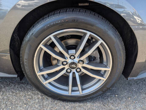 2015 Ford Mustang EcoBoost Premium