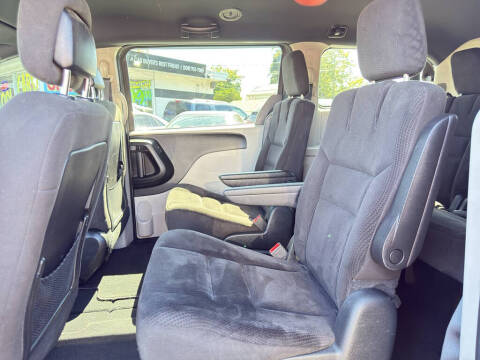 2016 Dodge Grand Caravan SE