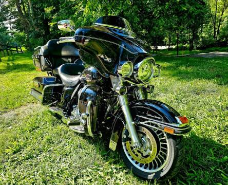 2009 Harley-Davidson Ultra Classic Touring for sale at GOLDEN RULE AUTO in Newark OH