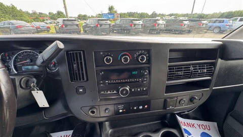 2017 Chevrolet Express LS 2500