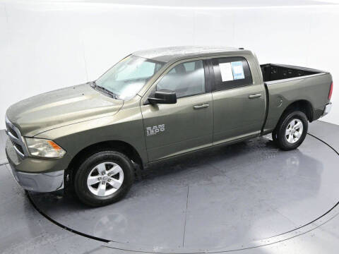 2021 RAM 1500 Classic SLT