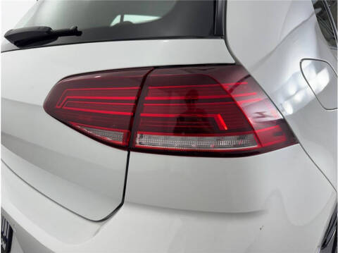 2019 Volkswagen e-Golf SEL Premium