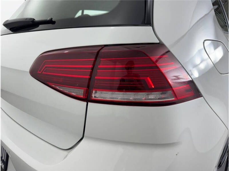 2019 Volkswagen e-Golf SEL Premium