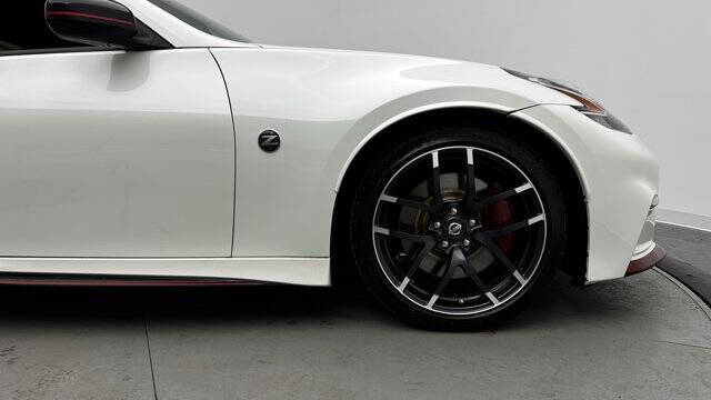 2017 Nissan 370Z NISMO