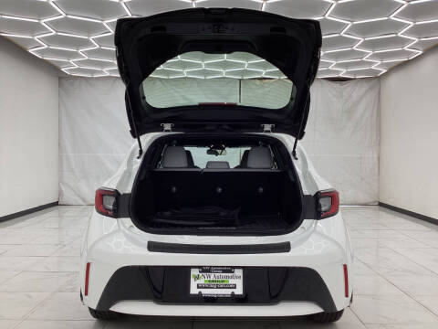 2023 Toyota Corolla Hatchback SE