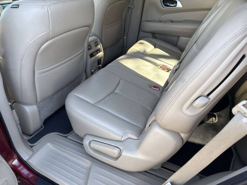 2015 Nissan Pathfinder Platinum