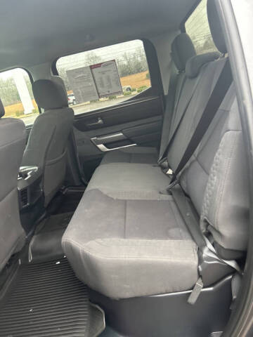 2023 Toyota Tundra SR5