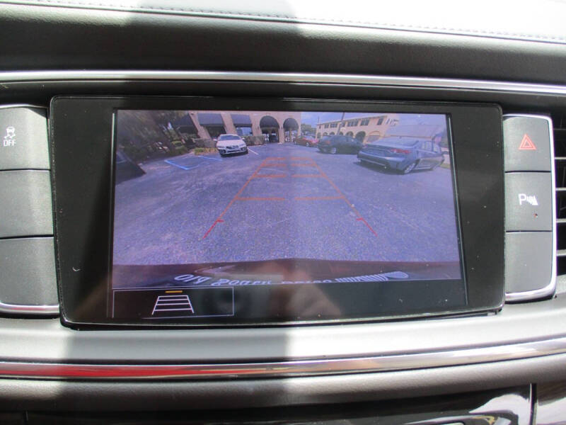 2020 Buick Enclave Essence