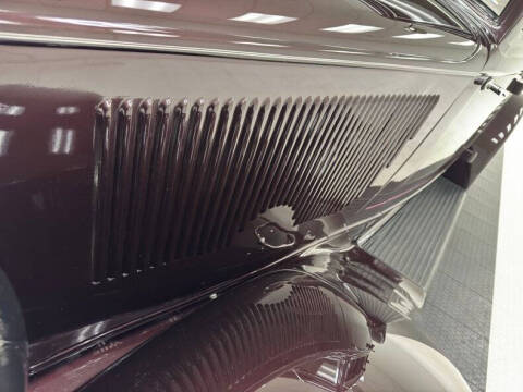 1932 Plymouth Deluxe