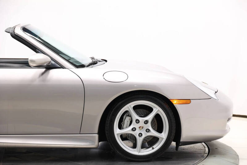 2003 Porsche 911