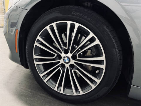2019 BMW 5 Series 530i