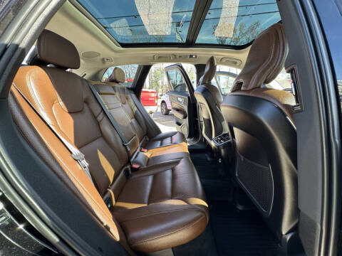 2020 Volvo XC60 T5 Inscription