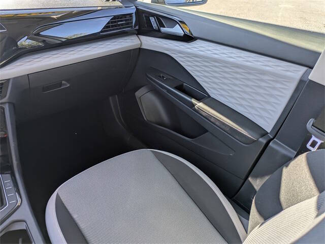 2024 Volkswagen Taos S