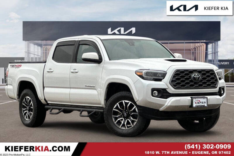 2022 Toyota Tacoma for sale at Kiefer Kia in Eugene OR