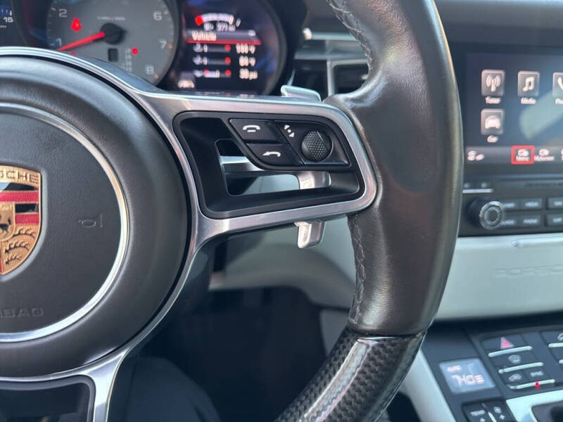 2018 Porsche Macan S