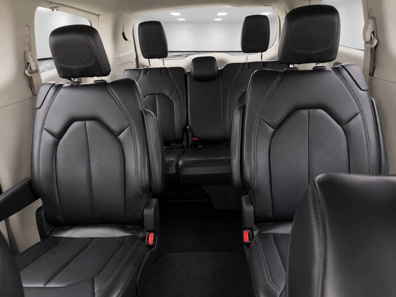 2020 Chrysler Voyager LXi